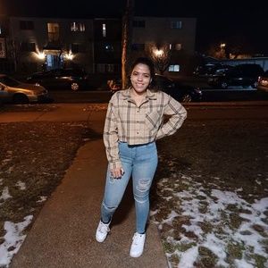 Meet your Posher, Déborah